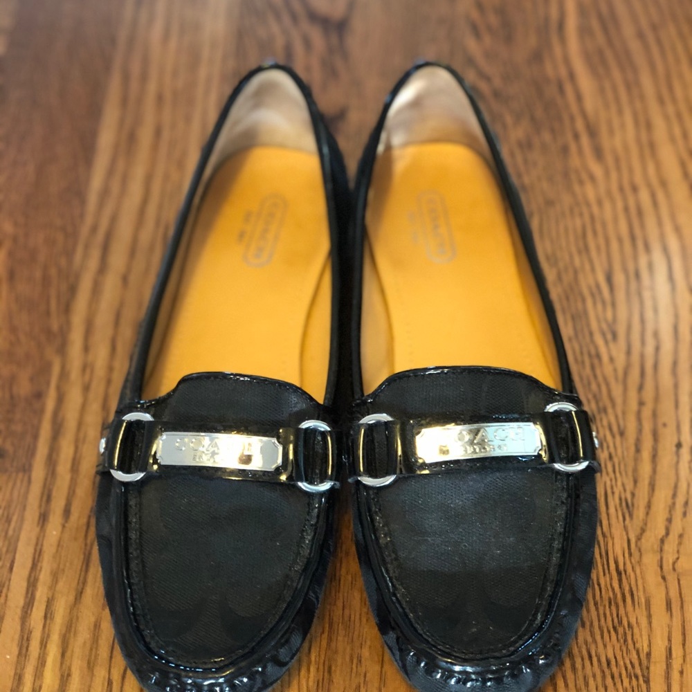 Coach Felisha women’s black signature loafer